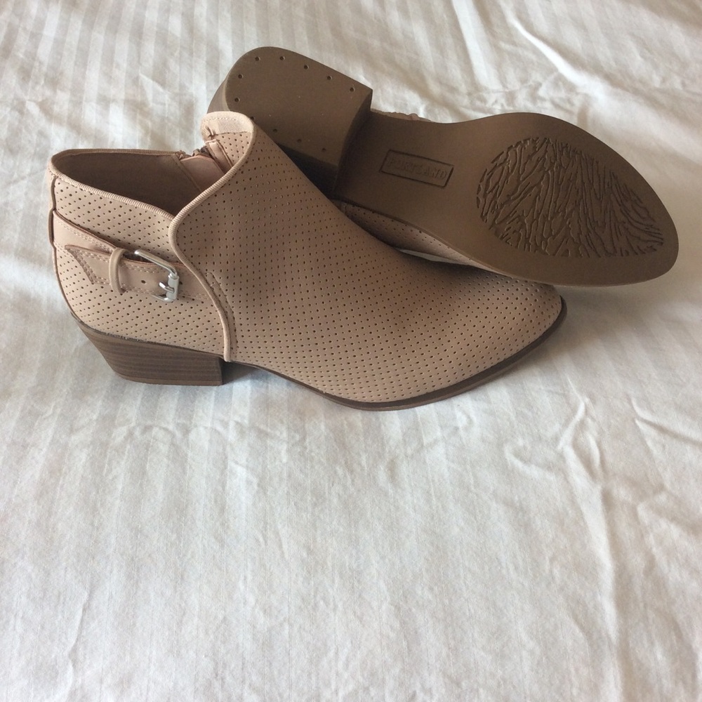 Booties NWOT Portland